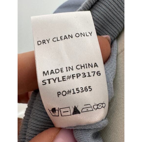 Fate Light Blue Satin Joggers with Cargo Pockets New with Tags Size Small - Picture 9 of 10